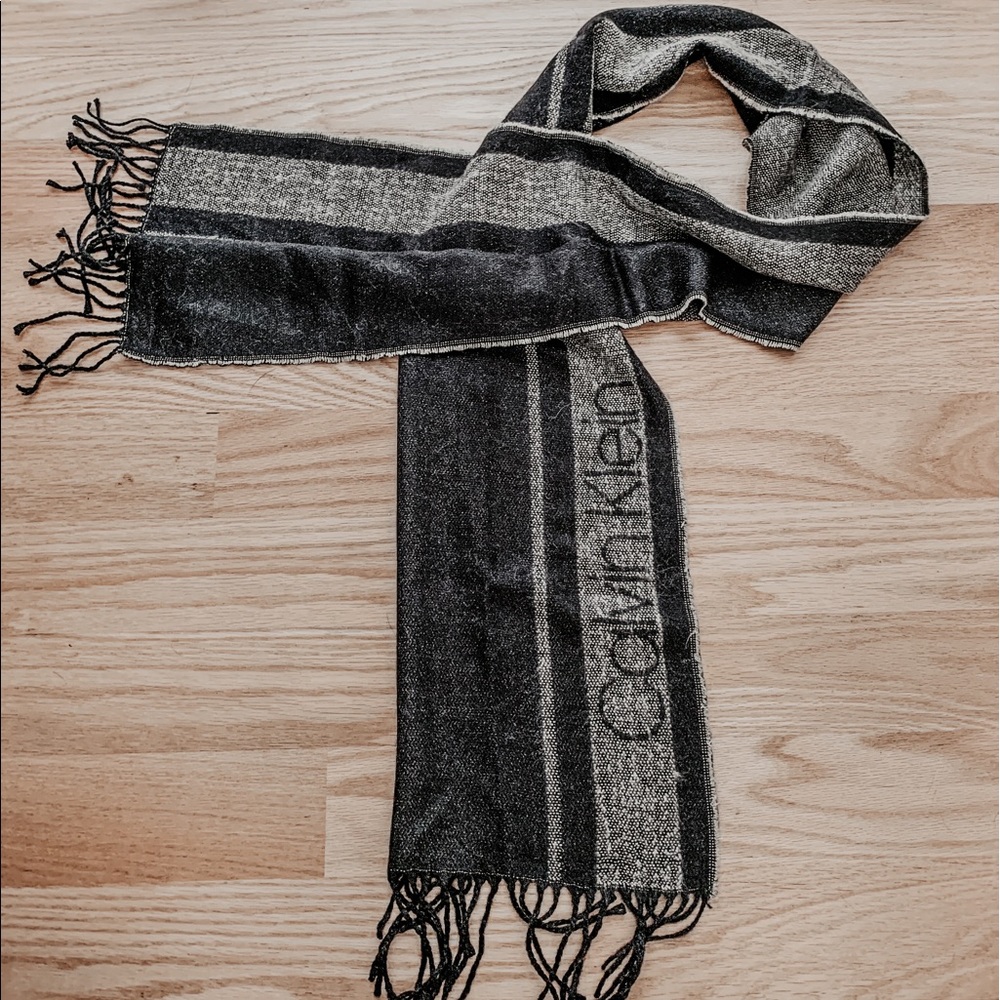 Calvin Klein scarf
